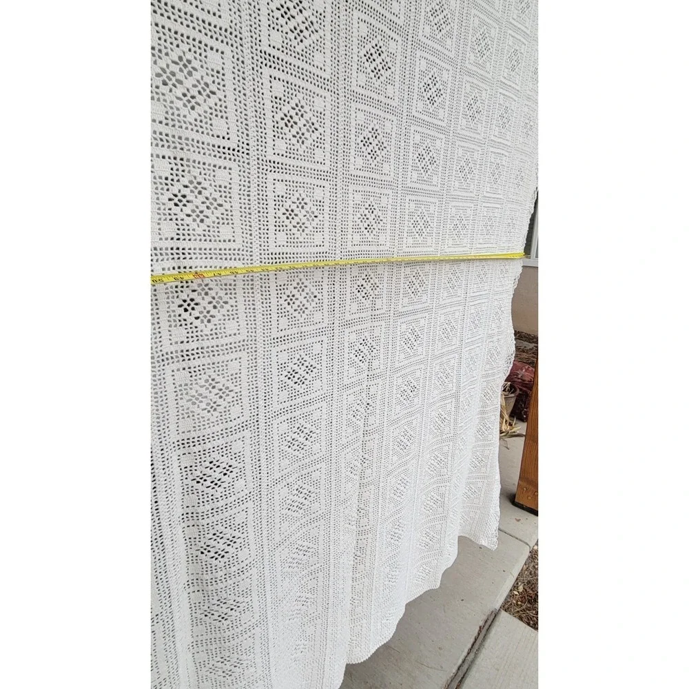 Vintage Handmade Filet Crochet Bedspread Tablecloth 64x80 White Cotton Lace
